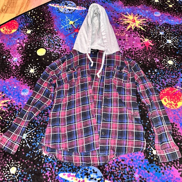 🏕️flannel button up⛺️ - Picture 2 of 4